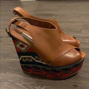 Aldo wedges
